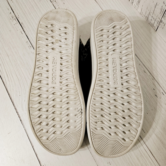 Hey Dude Wendy Rise Jungle Funk Black Women's Size 8 Slip-On Shoes - Picture 9 of 14